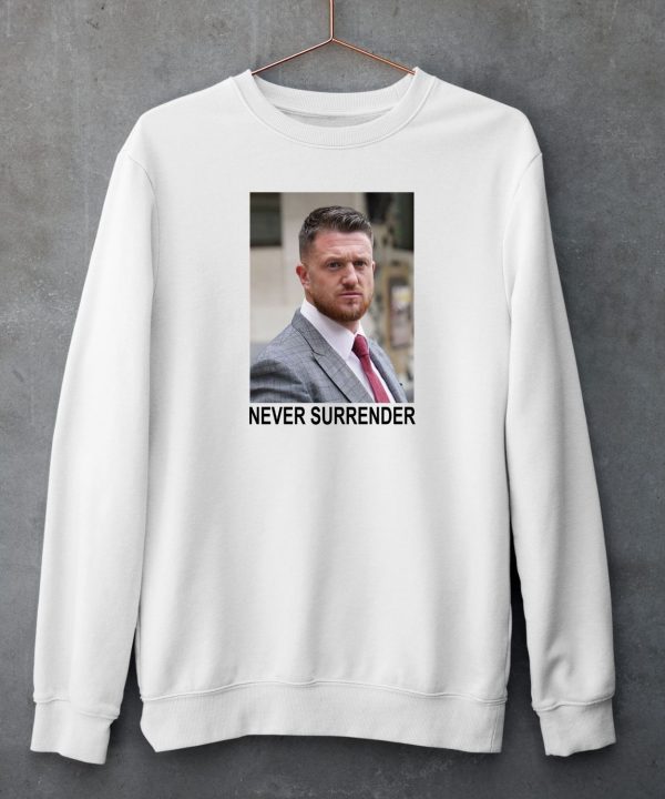 Tommy Robinson And Trump Mugshot Never Surrender Shirt6